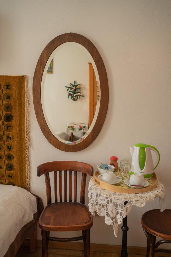 Kolory Guest House คราคูฟ ภายนอก รูปภาพ